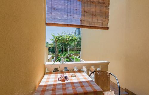 Apartments Ederina 290