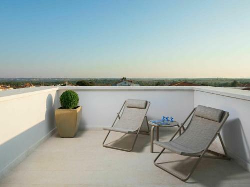 Lavish Villa In Vabriga With Picturesque Views & Pool