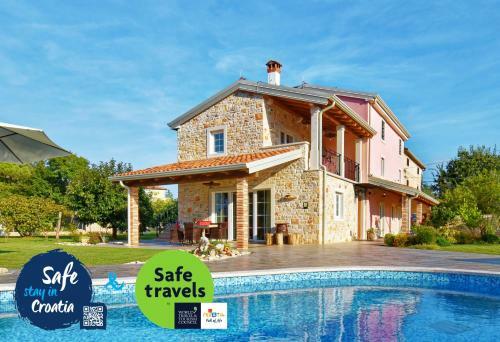 Luxury Villa Lemaliante