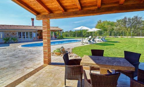 Luxury Villa Lemaliante