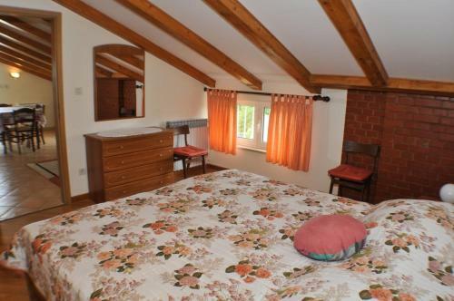 Hostal 1a Lilly Vabriga With Sea View