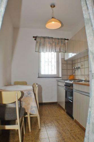 Hostal 1a Lilly Vabriga With Sea View