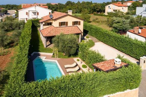 Villa Maron