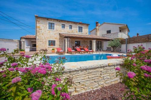 Villa Gina