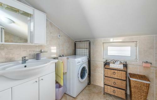 Apartment Giuliano With Sea View