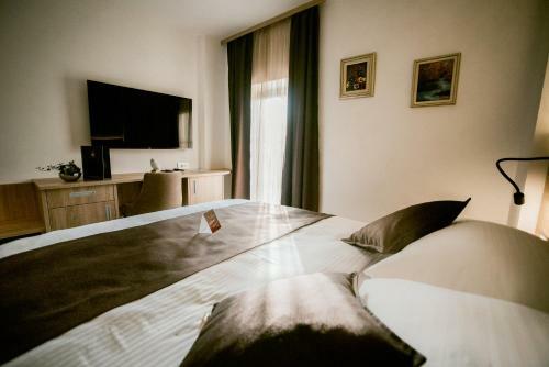 Hostal Pansion Bernarda Nova