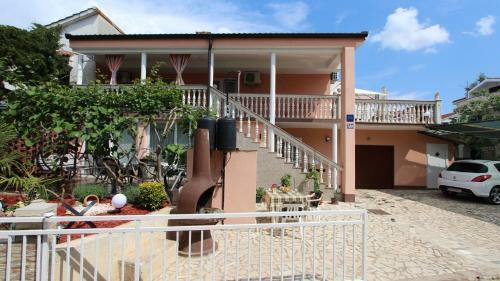 Hostal Apartment Kreslin