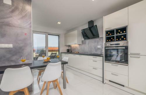 Prestige Apartments Joy