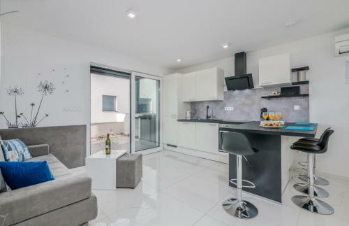 Prestige Apartments Joy