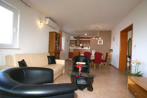 Apartment Andrina