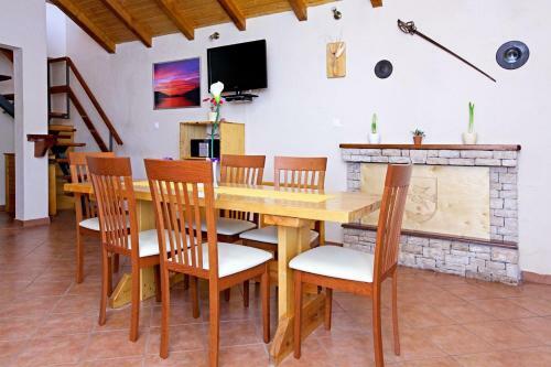 Villa Mariela In Korcula, Heated Pool