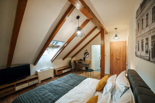 Hotel Chop Old House Rooms