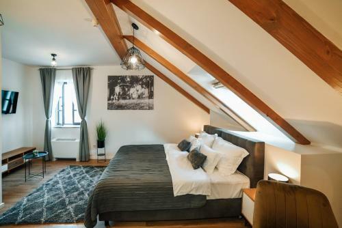 Hotel Chop Old House Rooms