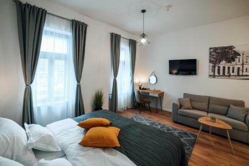 Hotel Chop Old House Rooms