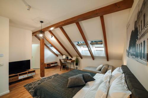 Hotel Chop Old House Rooms