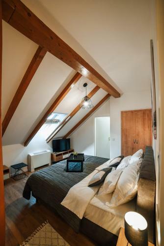 Hotel Chop Old House Rooms