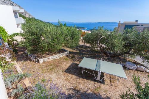Holiday Home With Pool Arija