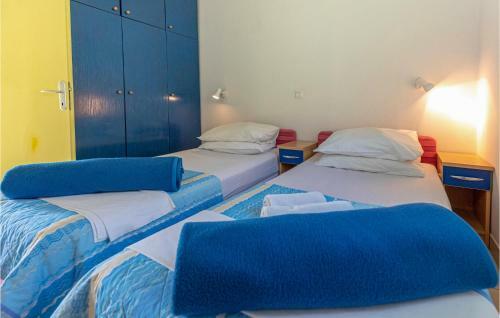 Nice Apartment In Klek W/ 1 Bedrooms