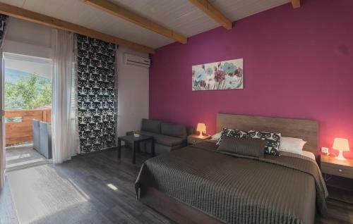 Hostal Rooms Mar - With Pool