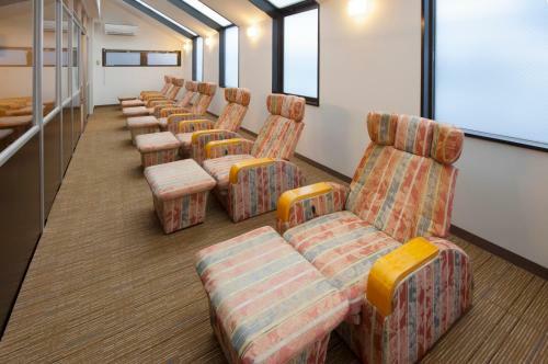 Sauna And Capsule Hotel Hollywood