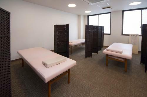 Sauna And Capsule Hotel Hollywood