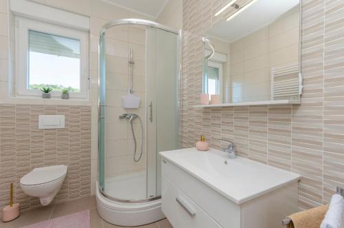 Apartments Luxury And Sea View