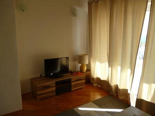 House Belu 193389-holiday Apartment Belu