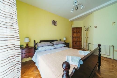 House Estera
