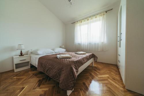 House Estera