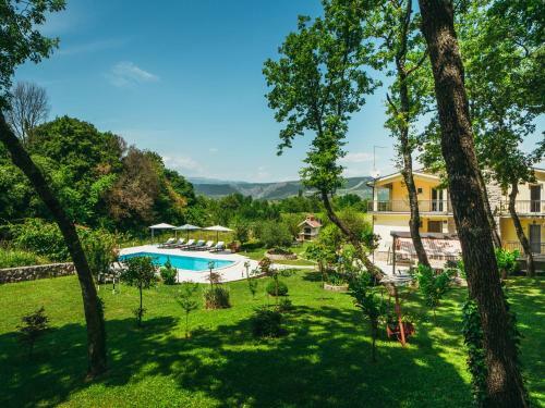 Charming Holiday Home In Grubine With Pool