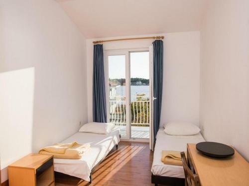 Apartments Gaj Brodarica