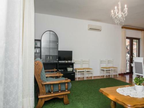 Apartments Gaj Brodarica