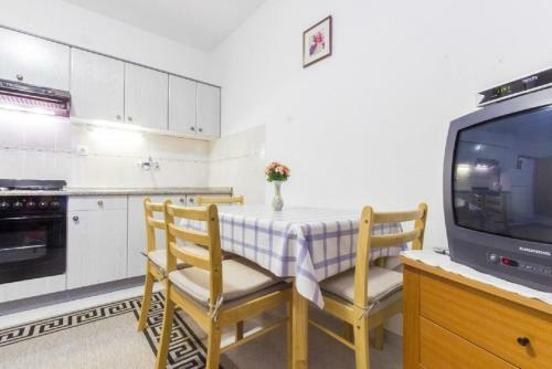 Apartments Milans-25m From Beach
