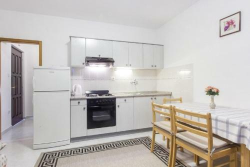 Apartments Milans-25m From Beach