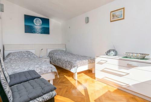 Apartamentos House Tihomir