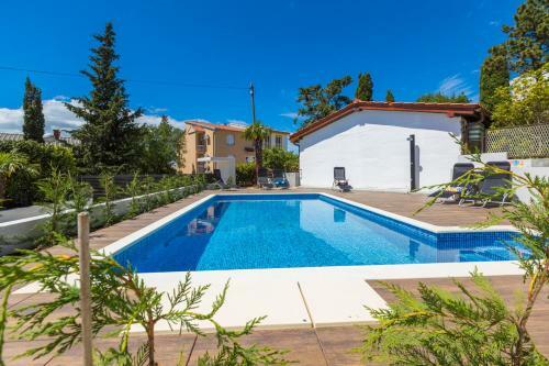 Apartamentos Prahin 1 I 4