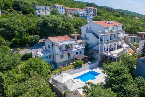 Apartamentos Aida