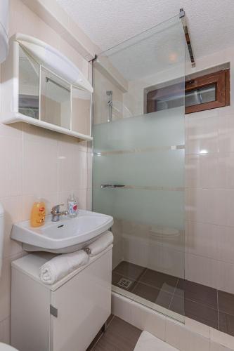 Apartments Pilas