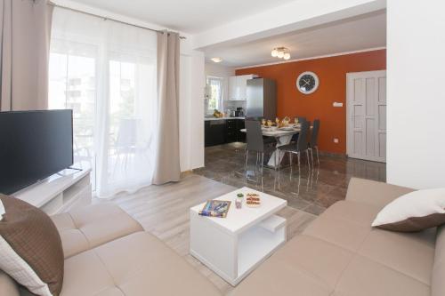Villa Honey