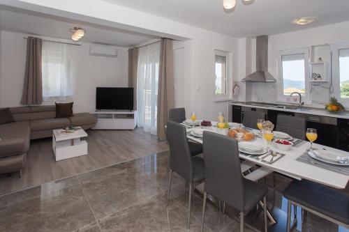 Villa Honey