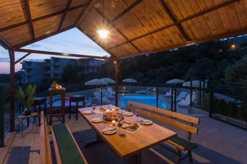 Villa Honey