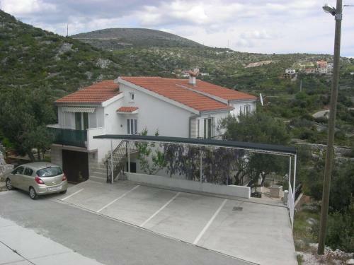 Apartments Nina - Private Parking