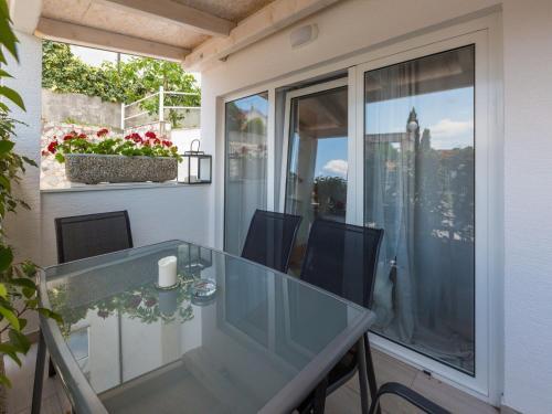 Apartments Azzaro