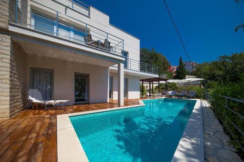 Villa Jely