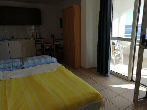 Family Apartments With See View