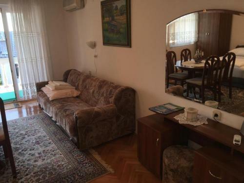 Family Apartments With See View
