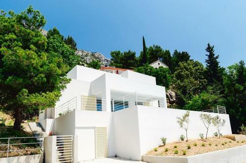 Villa V - Private Pool, Special Location & Surroundings