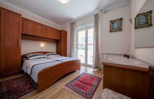 Hostal Apartments Palit Rab