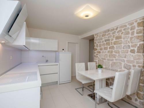 Villa For 6 Guests Only 50 Meters From The Beach Sv Ivan