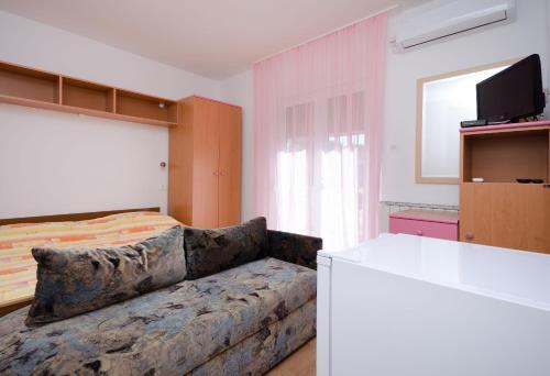 Hostal Rooms Lili